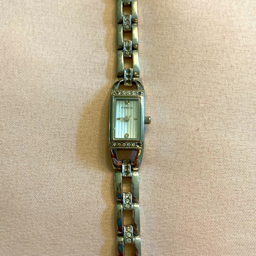 🔥FOSSIL F2 WOMENS STAINLESS STEEL QUARTZ WATCH🔥